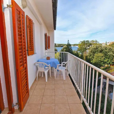 Appartement By The Sea Pjescana Uvala, - 20800